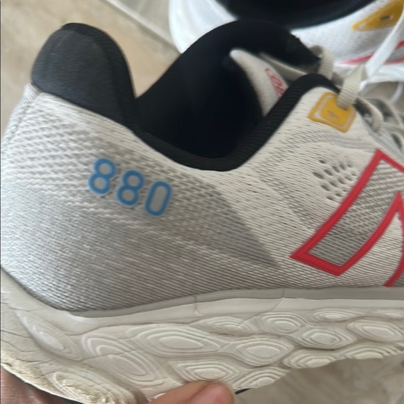 New Balance White and Red Athletic Shoes with Cushioned Midsole - Picture 5 of 9